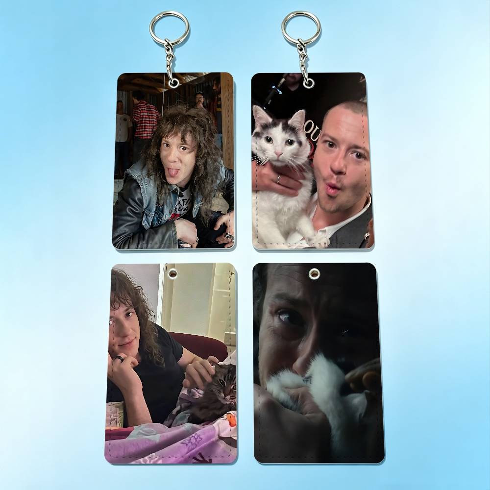 actor J-Joseph Quinn Cat Badge - Leatherwork Keychain ulasan dan harga